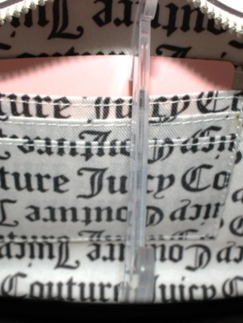 Juicy Couture Free To Be Juicy Wristlet Clutch Sandstone Stripe NWT Heart Charm